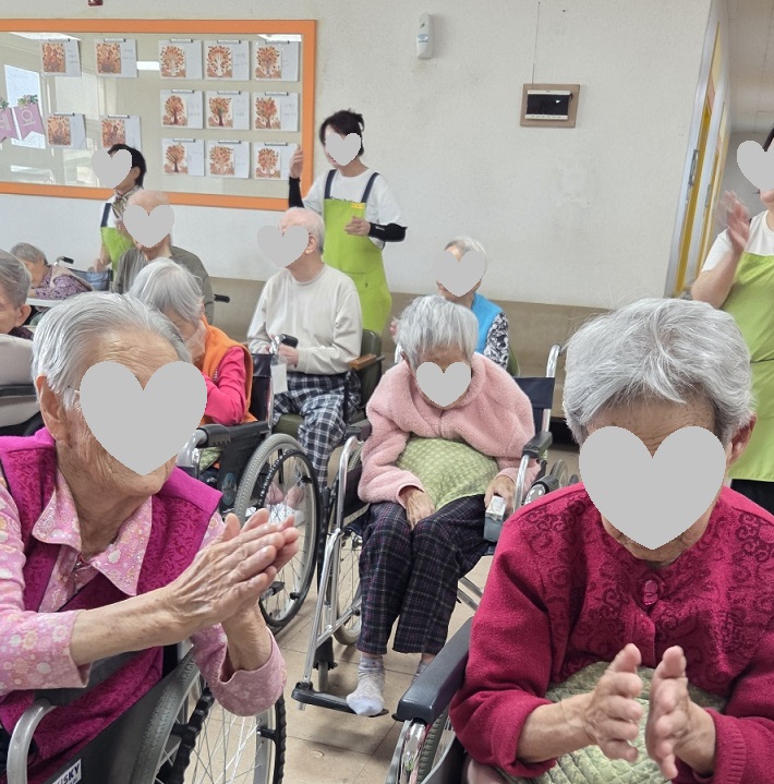 /user/p/pureuncare/editor/2511/71629f33130e5c0b41c0f0d0c9156f39_1764212930_7647.jpg 이미지크게보기